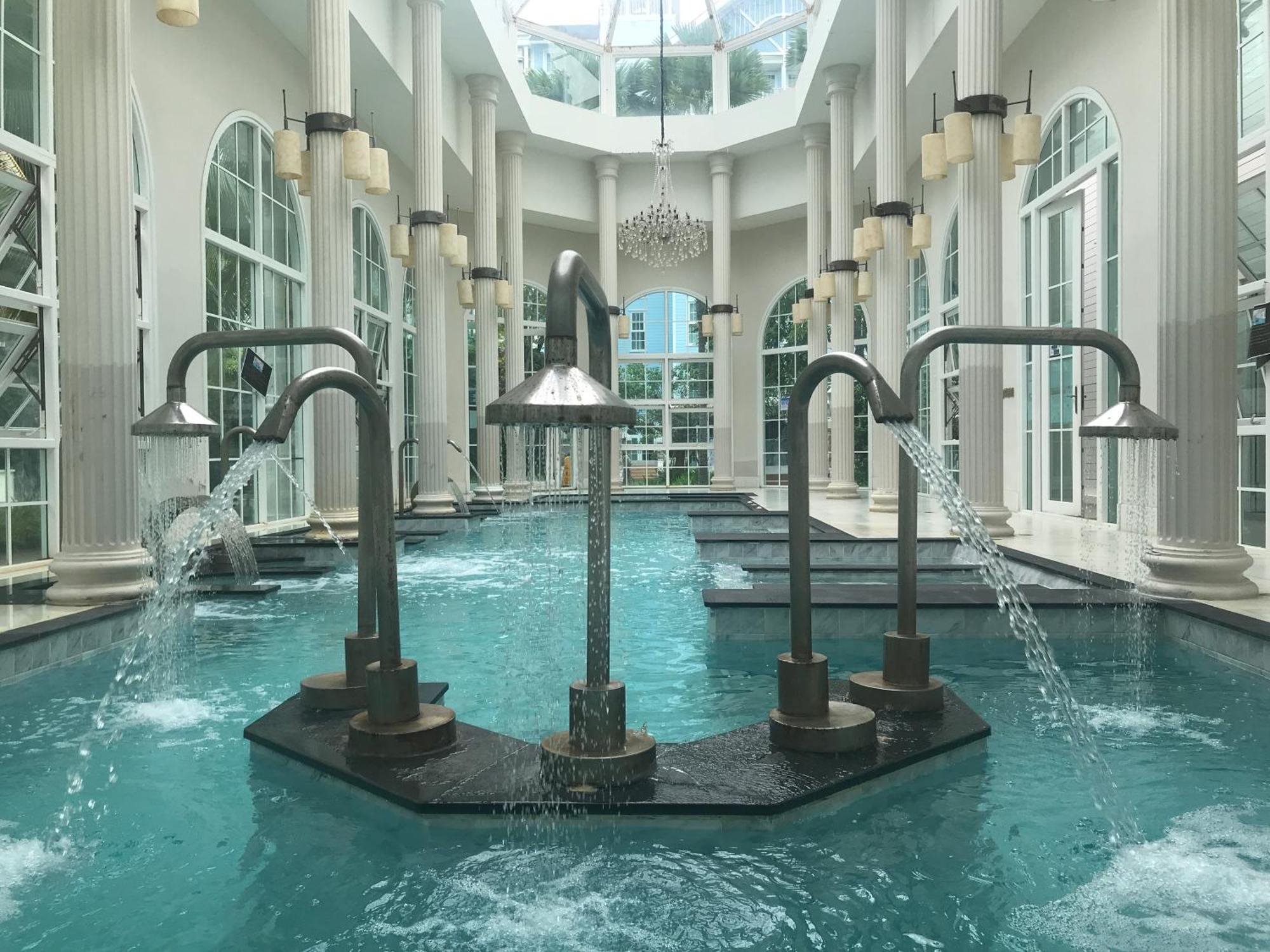Grand Florida芭提雅带免费游泳池温泉桑拿浴和健身房瑜伽室私家海滩公寓e206 Na Chom Thian Eksteriør billede